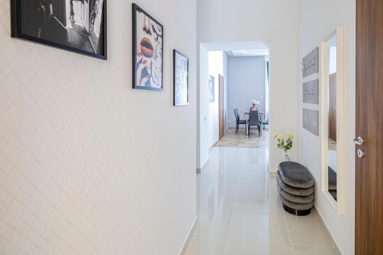 Chameleon Apartment บูดาเปสต์ ภายนอก รูปภาพ